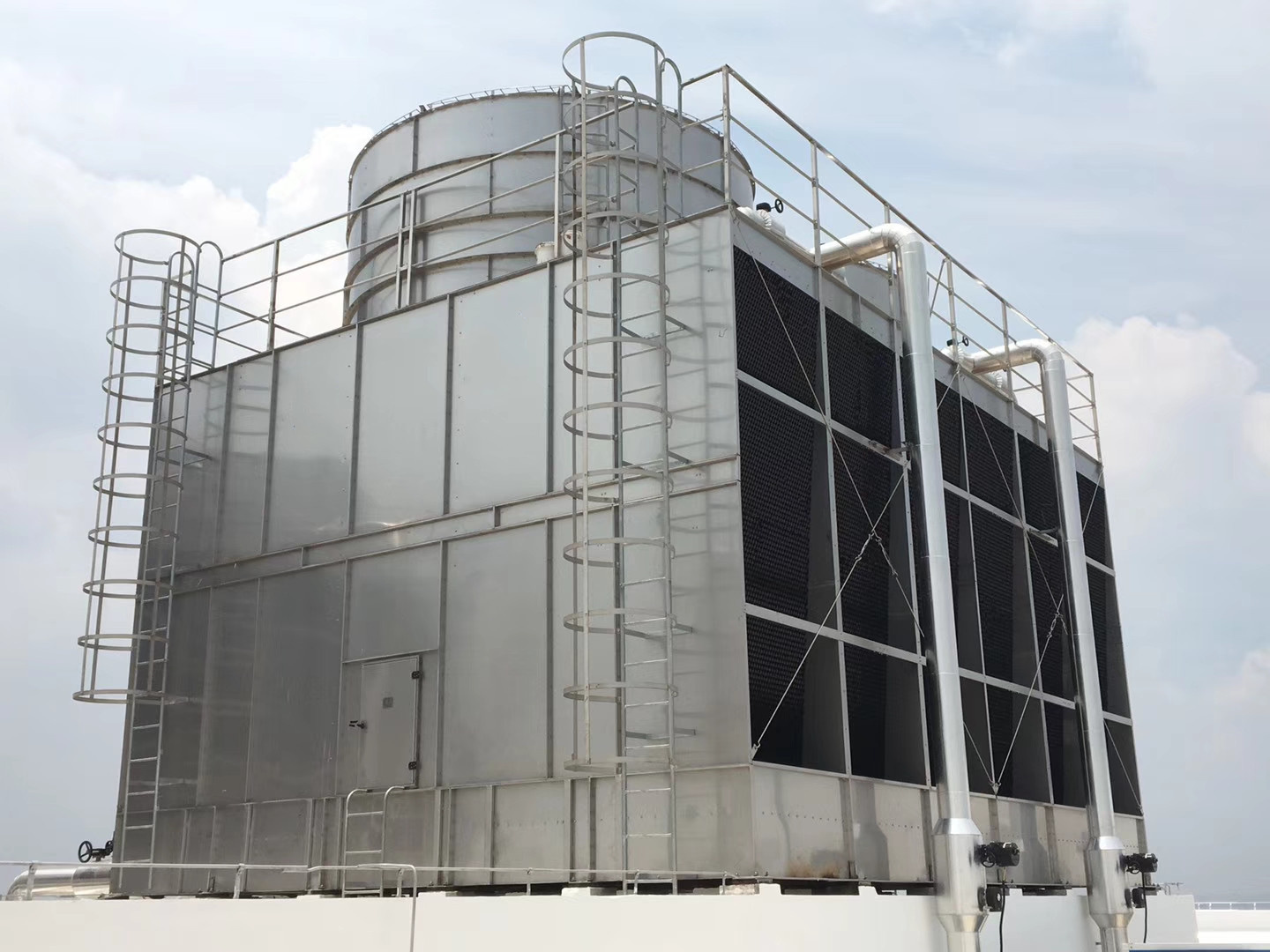 閉式冷卻塔進行改造時需要注意哪些問題,閉式冷卻塔